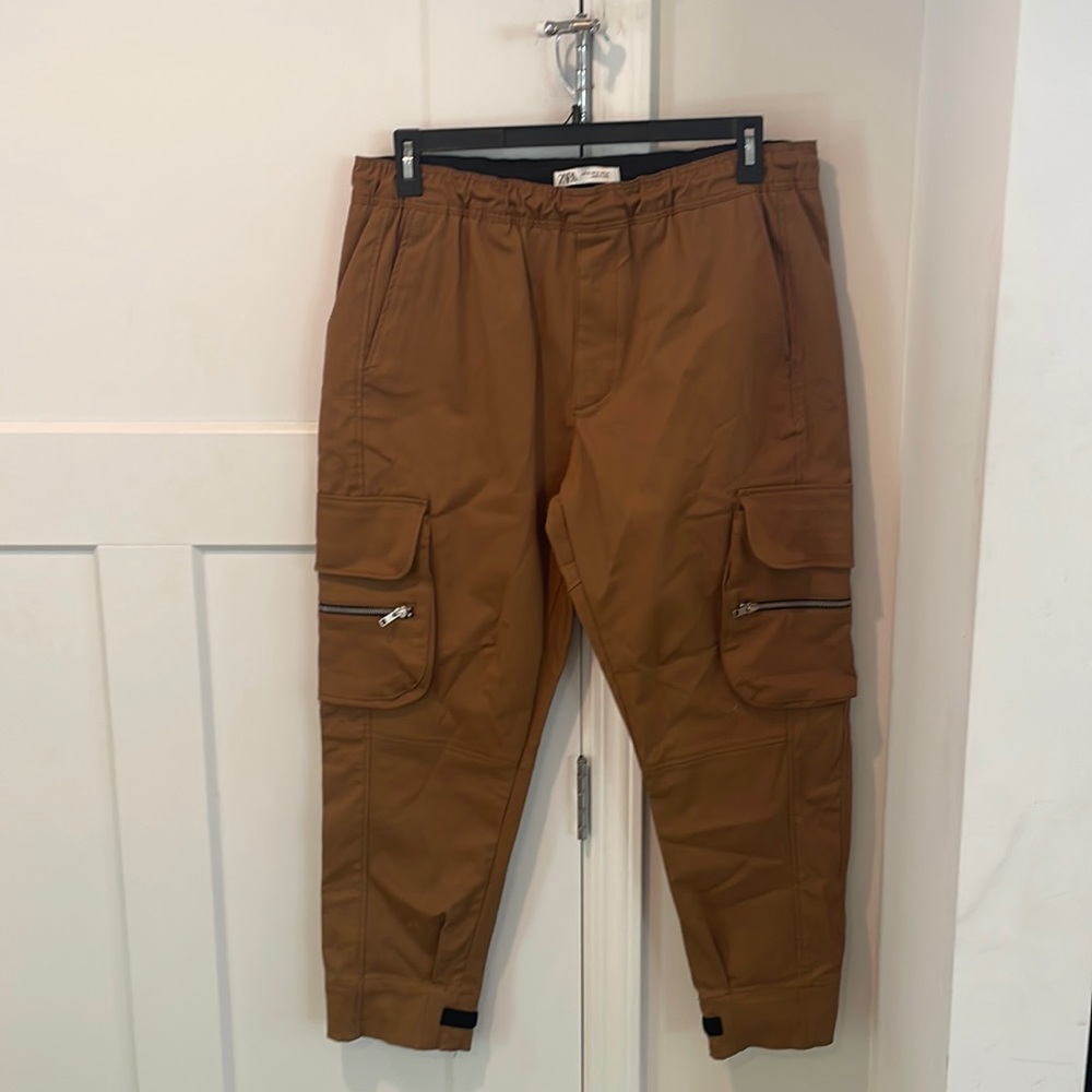 Zara men brown cargo pant XL